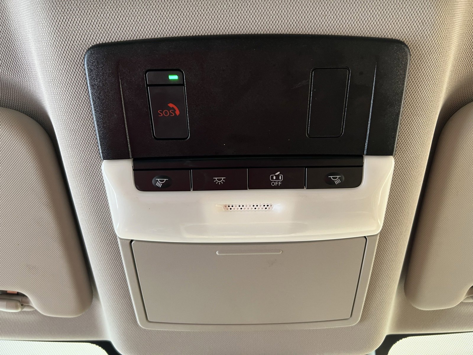 Used 2023 Nissan Rogue SV image 23