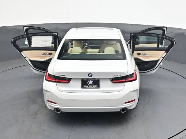 New 2026 BMW 330i xDrive Sedan w/ Premium Package AWD/4WD image 41