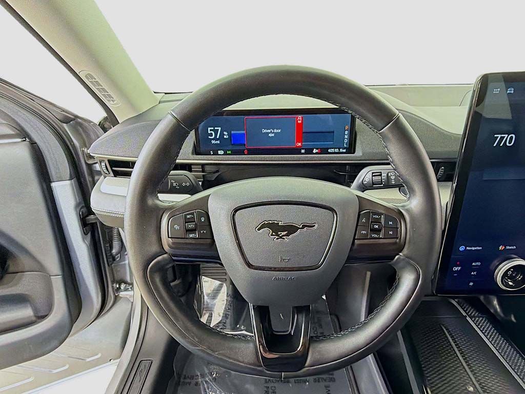 Used 2021 Ford Mustang Mach-E Select image 30