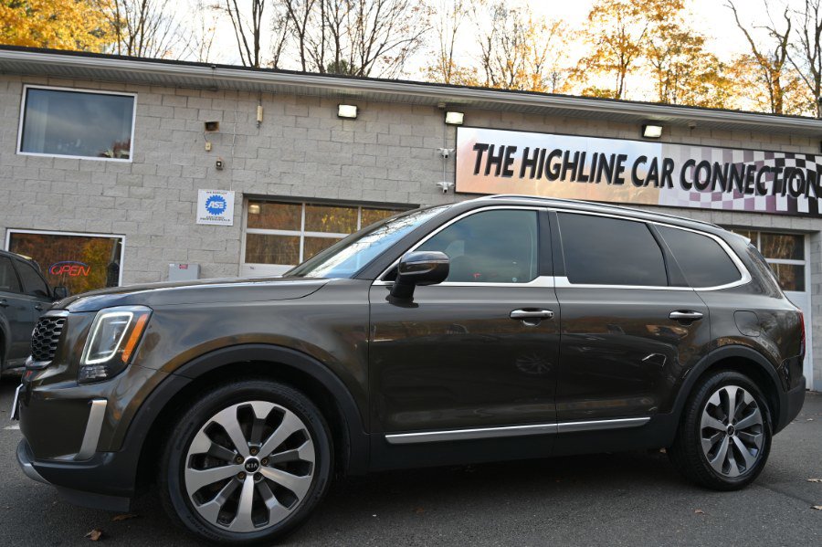 Used 2020 Kia Telluride S w/ S 8 Passenger Seating Package image 5