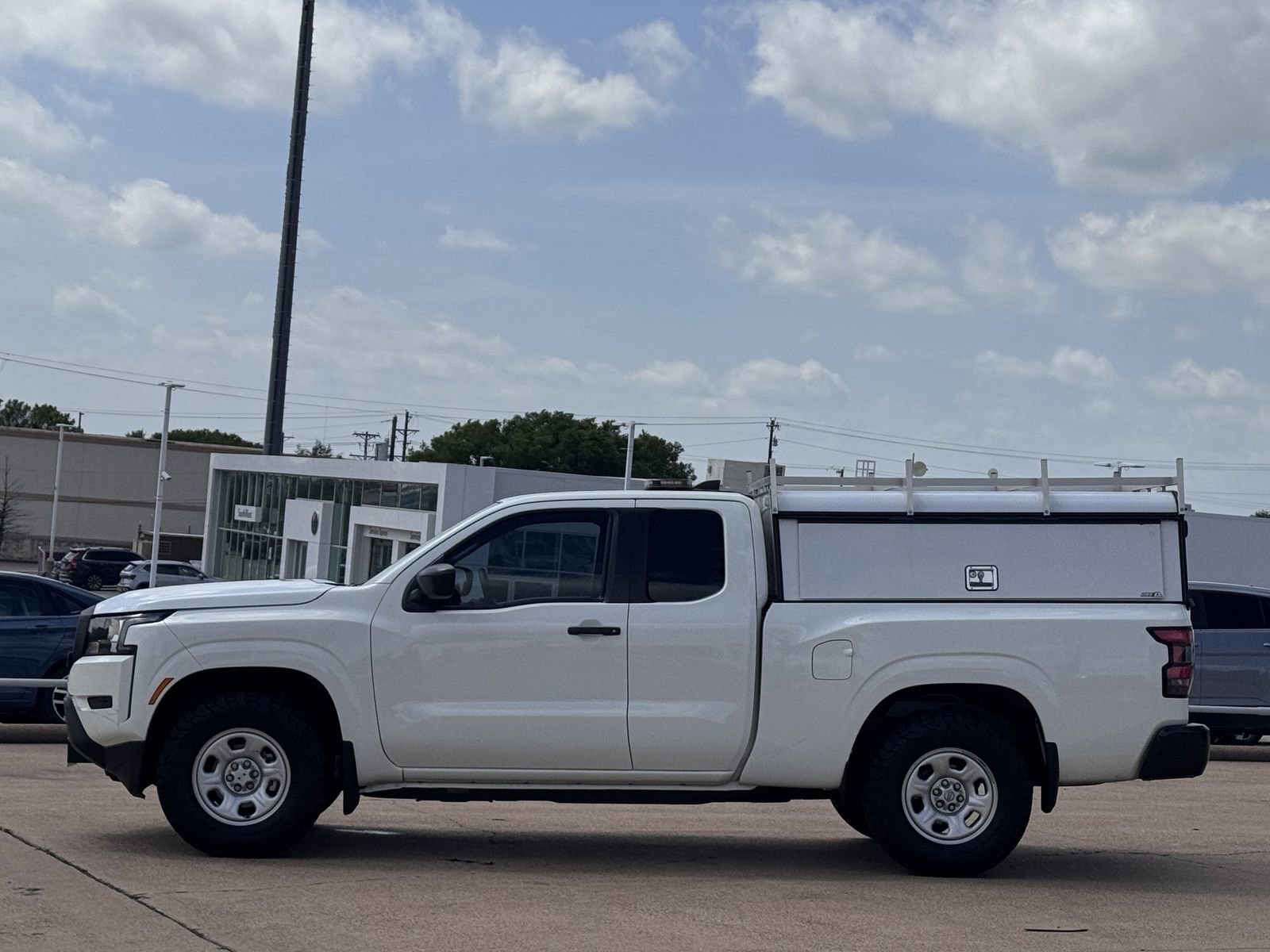Used 2023 Nissan Frontier S w/ Technology Package RWD image 7