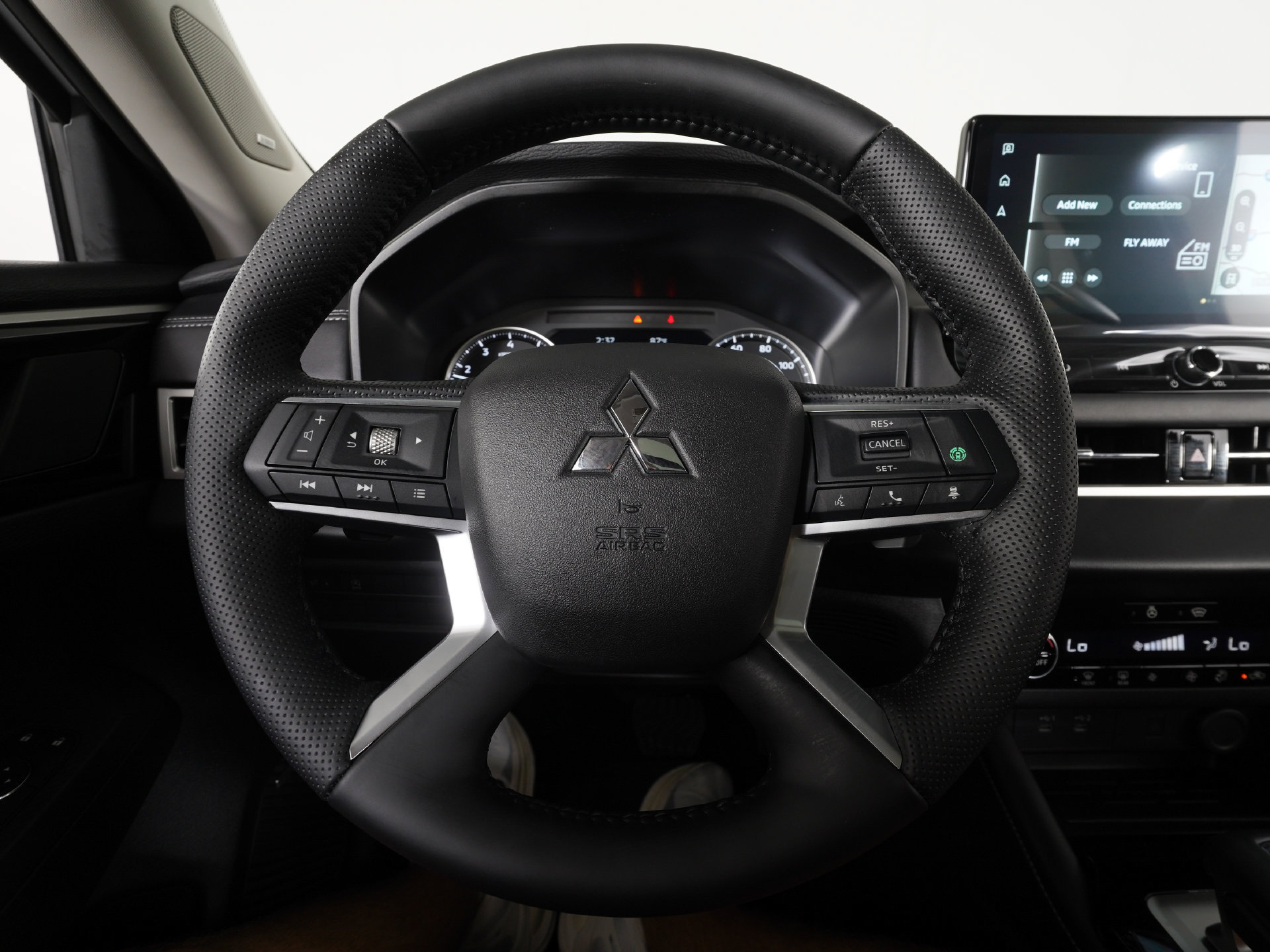 New 2026 Mitsubishi Outlander AWD image 12