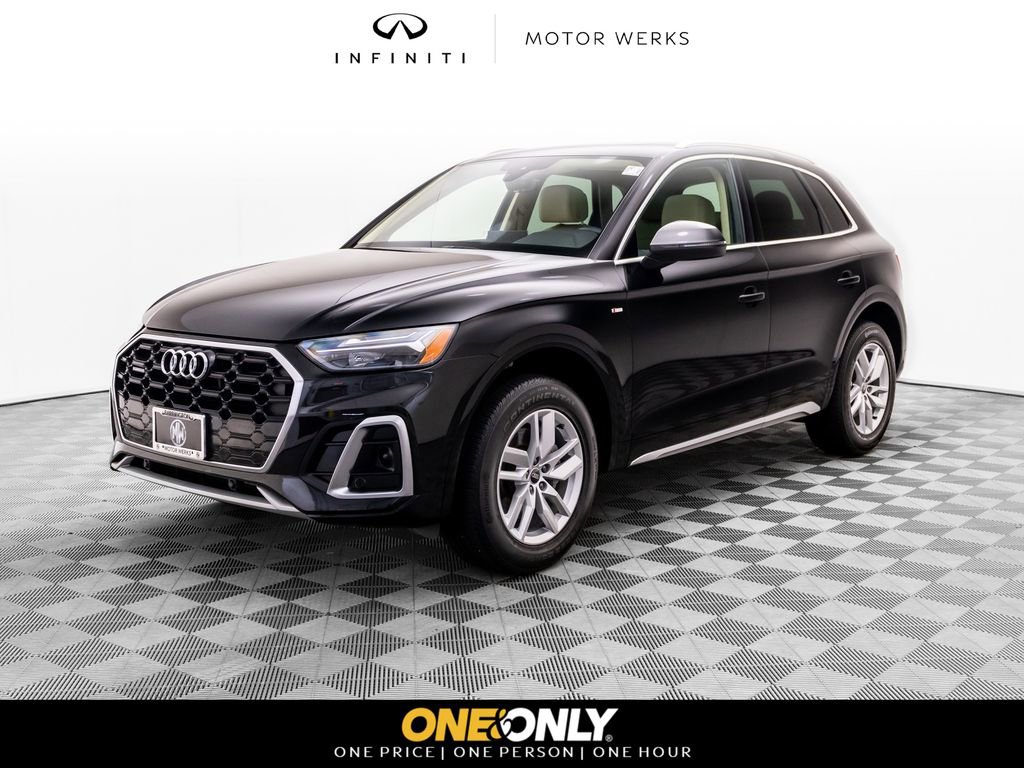 Used 2023 Audi Q5 2.0T Premium w/ Convenience Package AWD/4WD image 1