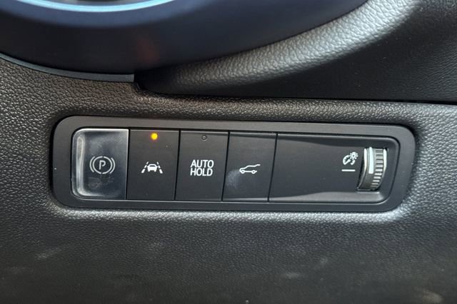 Certified 2024 Chevrolet Equinox EV LT image 38