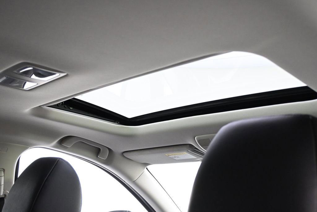 Used 2023 MAZDA CX-9 Touring Plus image 18