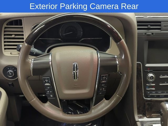 Used 2017 Lincoln Navigator Select AWD/4WD image 19