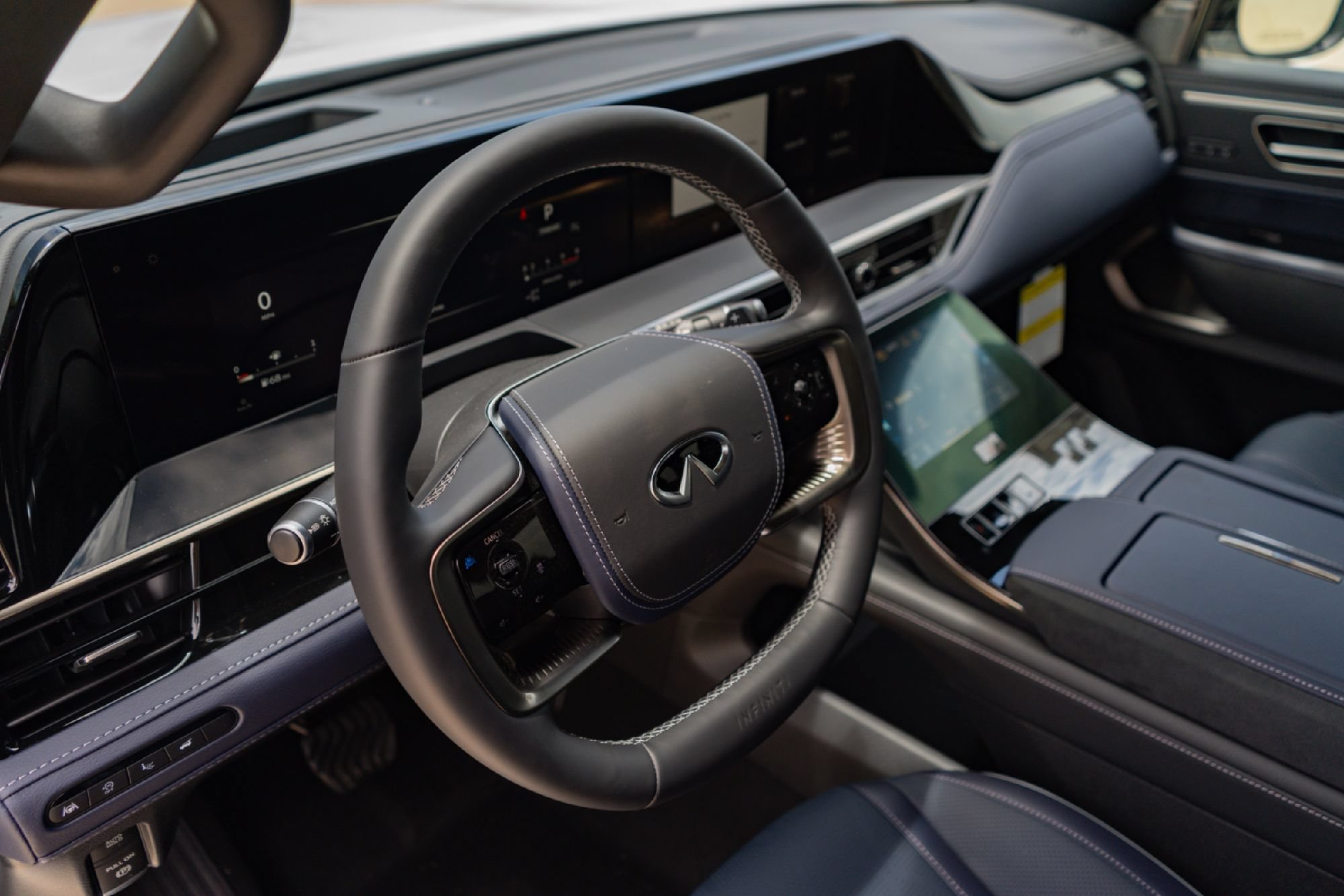 New 2027 INFINITI QX80 Sensory w/ Sport Exterior Package AWD/4WD image 8