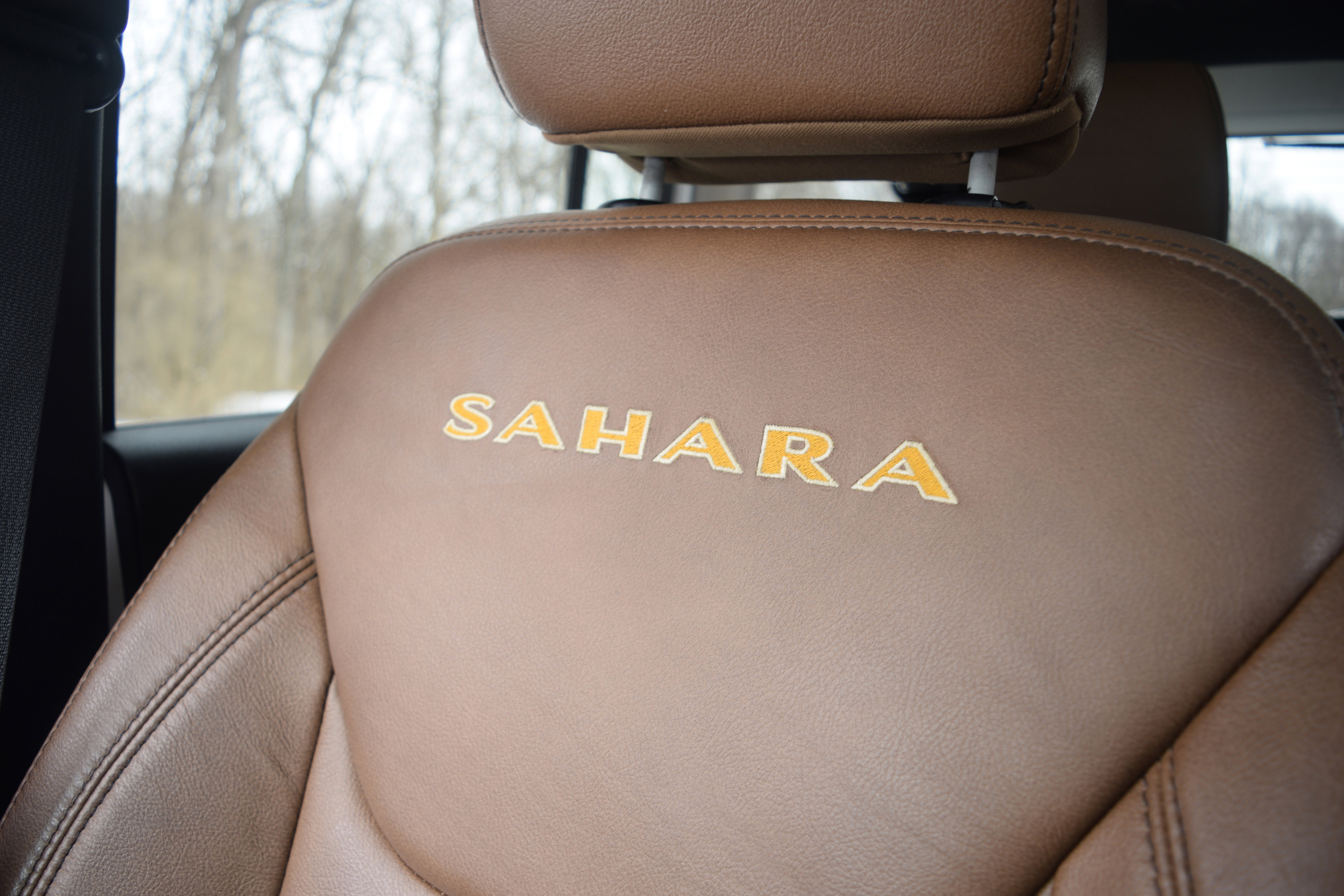 Used 2014 Jeep Wrangler Unlimited Sahara w/ Connectivity Group image 17