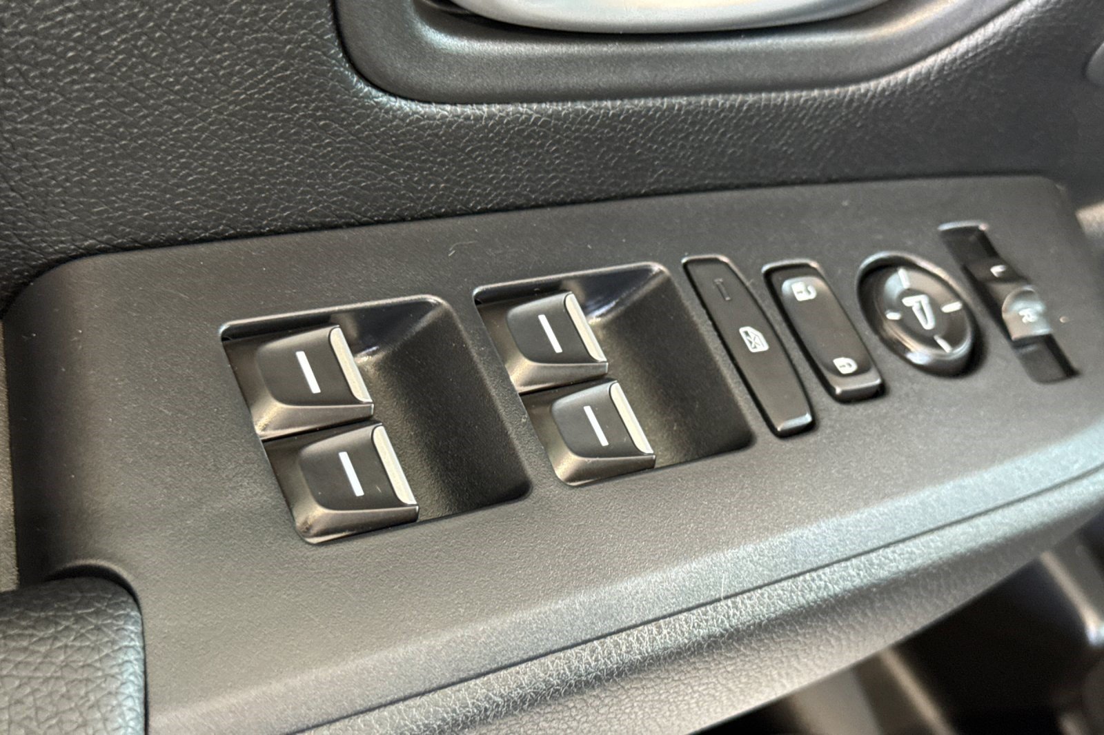Used 2026 Honda Pilot EX-L image 13