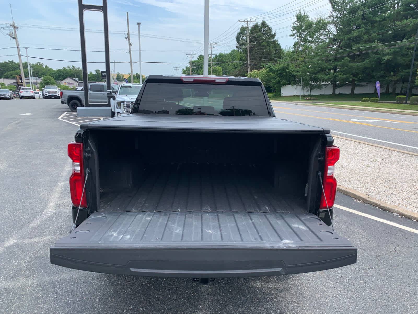 Used 2024 Chevrolet Silverado 1500 LTZ w/ LPO, Dark Essentials Package AWD/4WD image 5