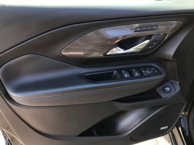 Certified 2023 GMC Terrain Denali w/ Denali Premium Package AWD/4WD image 17