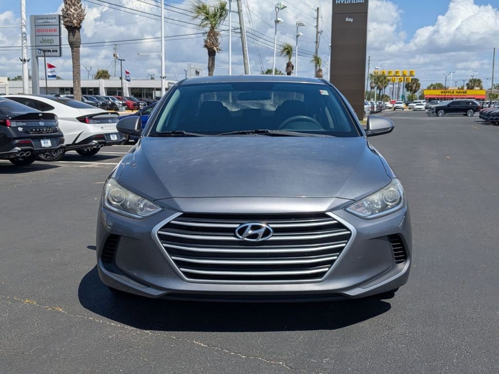 Used 2018 Hyundai Elantra SEL image 2