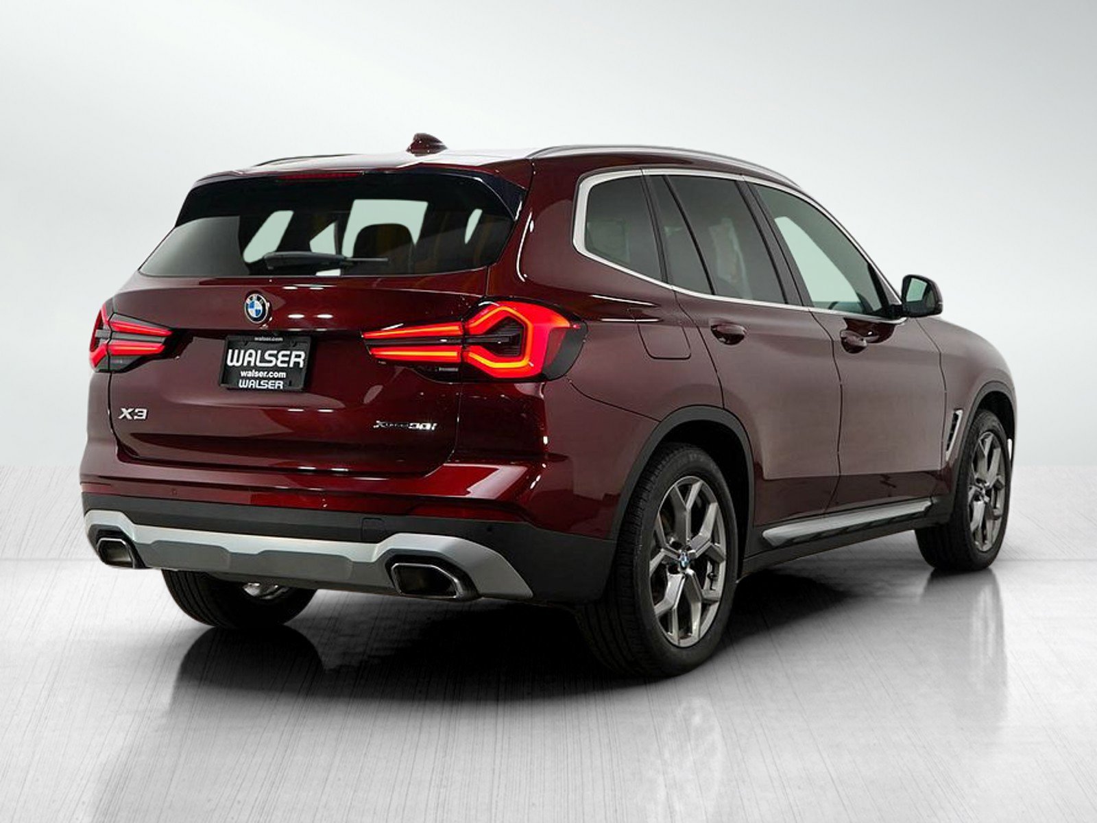 Used 2022 BMW X3 xDrive30i w/ Premium Package 2 image 5