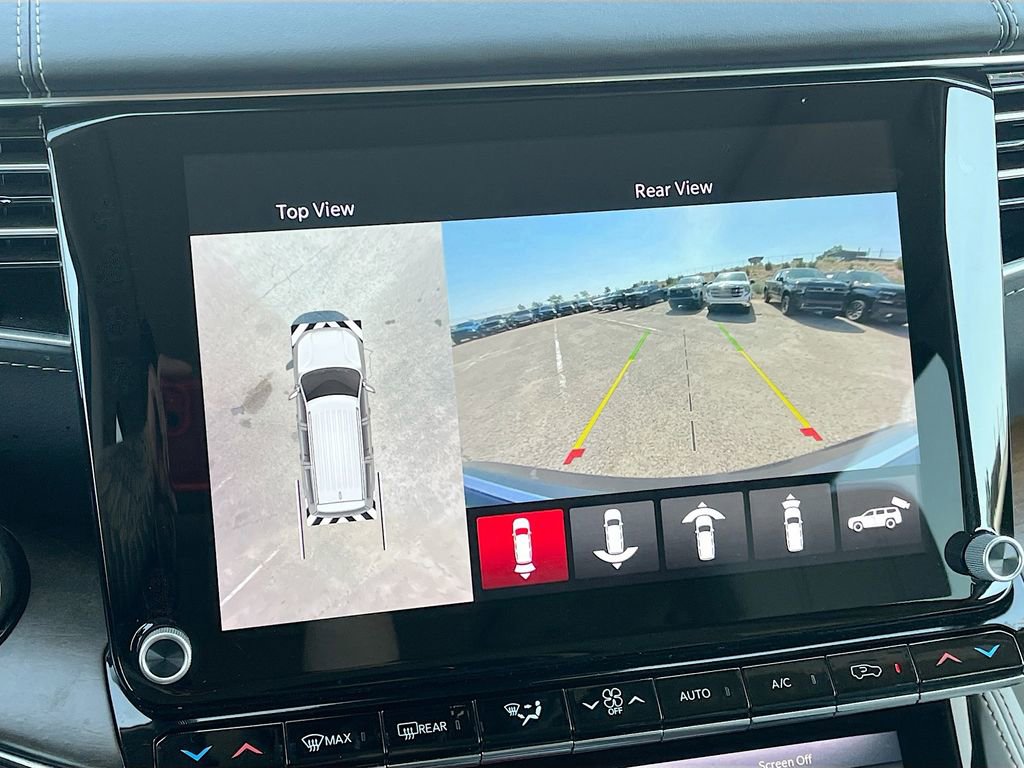 Used 2023 Jeep Grand Wagoneer 4WD image 14