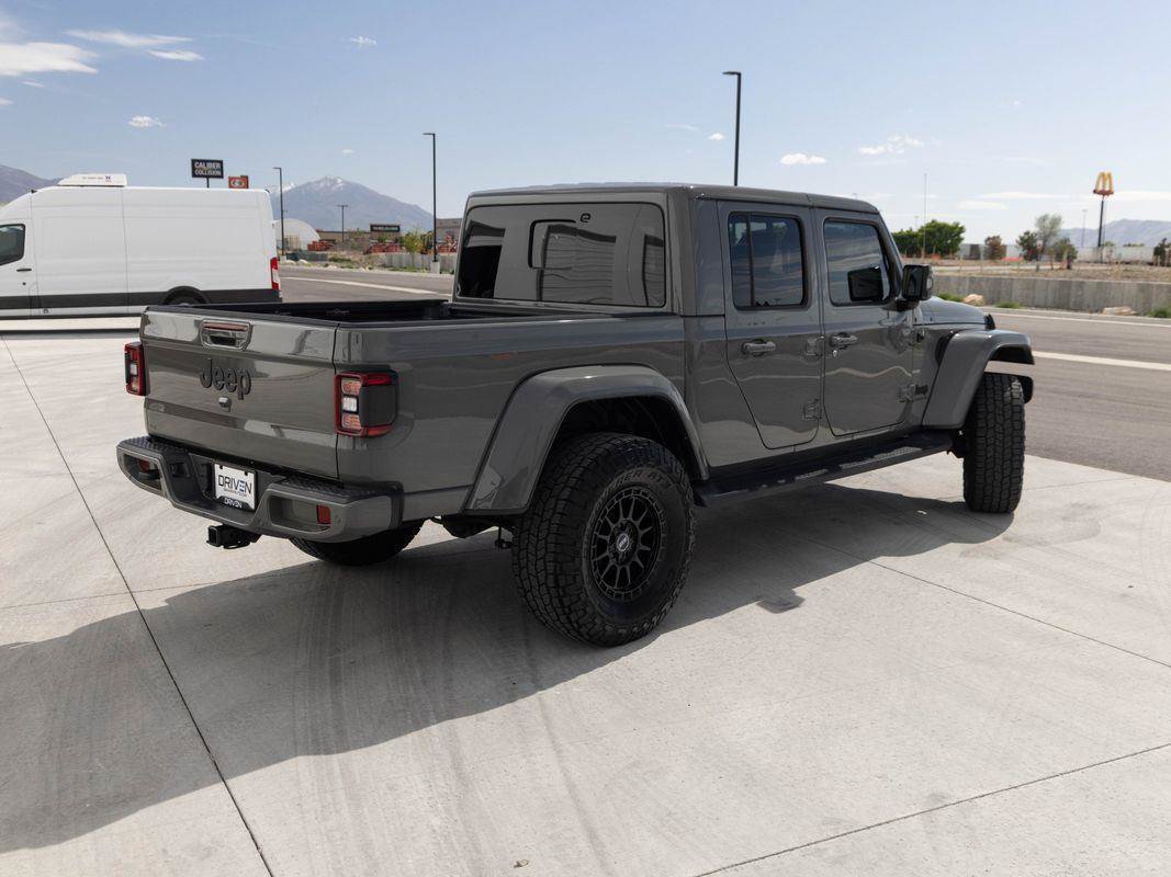 Used 2022 Jeep Gladiator Overland AWD/4WD image 9