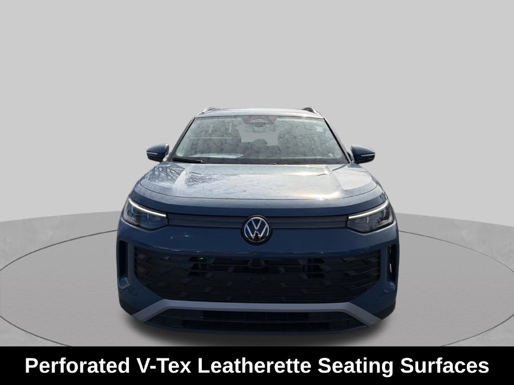 Used 2026 Volkswagen Tiguan SE AWD/4WD image 9