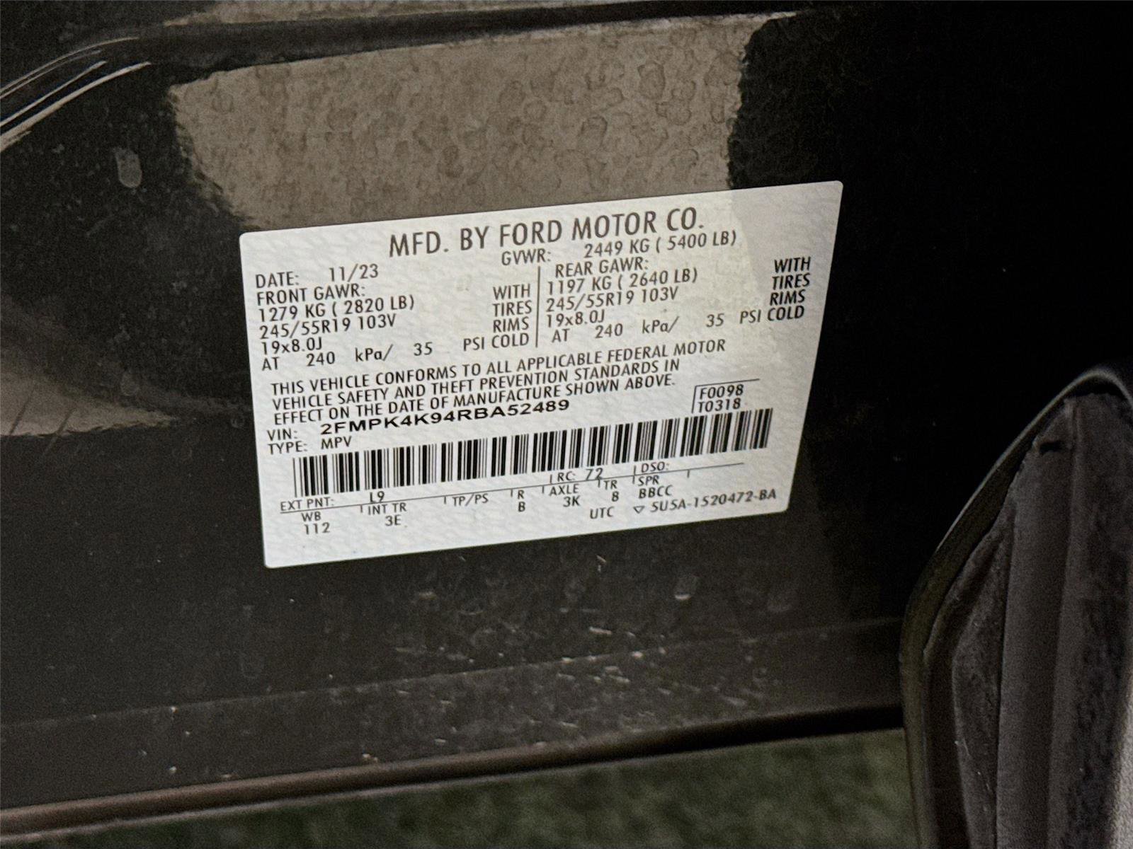 Used 2024 Ford Edge Titanium image 31