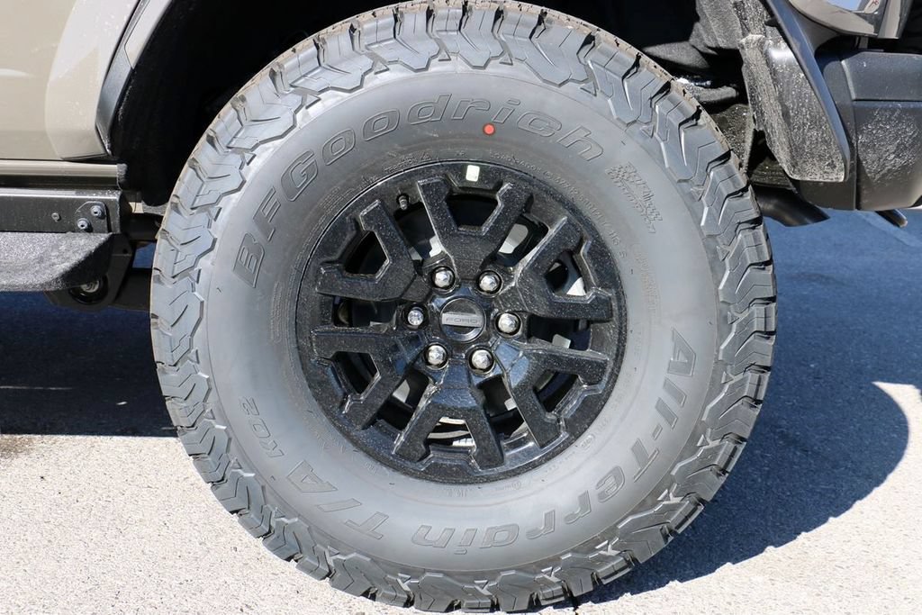 New 2026 Ford Bronco Raptor AWD/4WD image 8