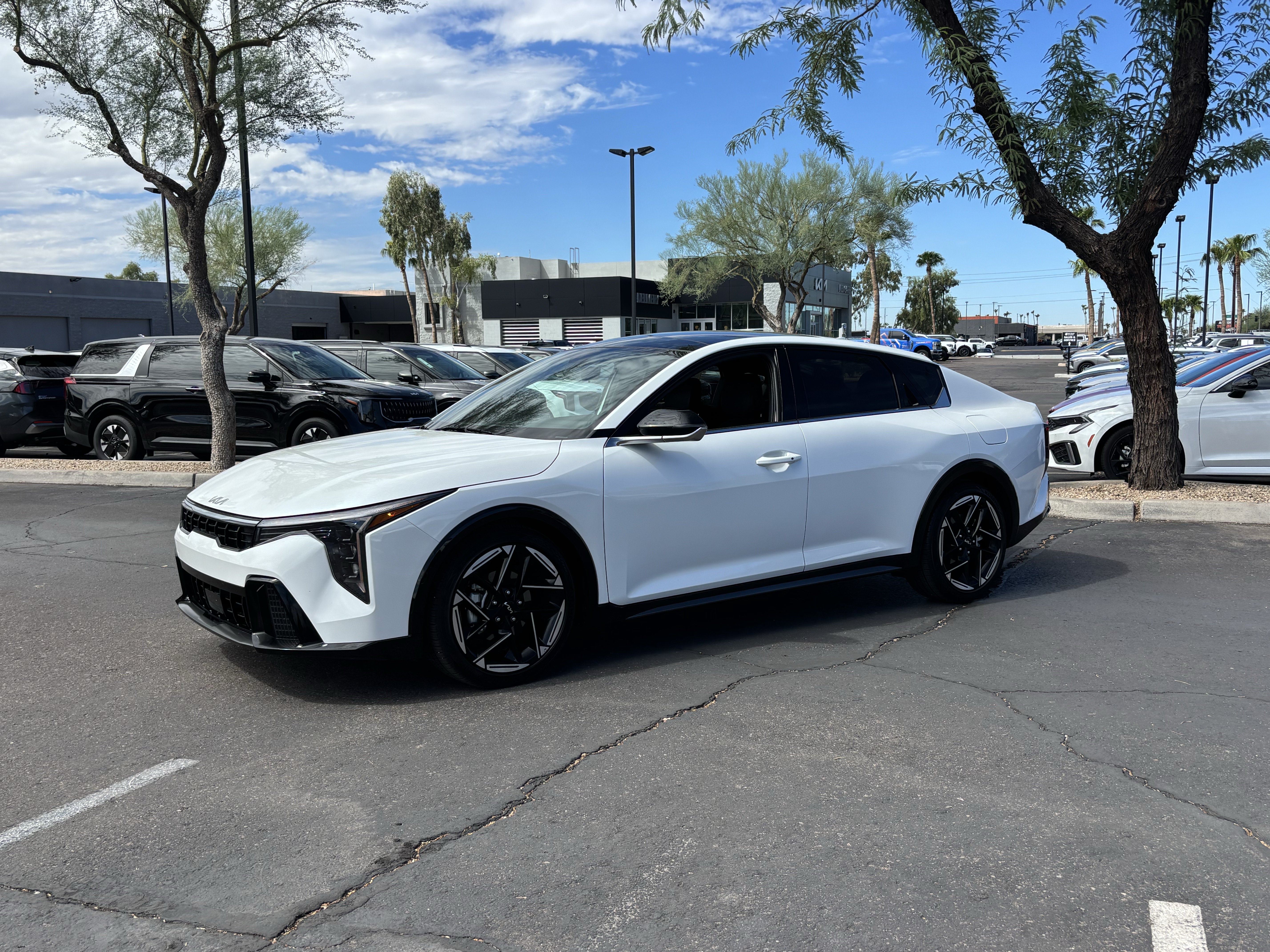 Certified 2025 Kia K4 GT-Line w/ GT-Line Premium Package FWD image 6