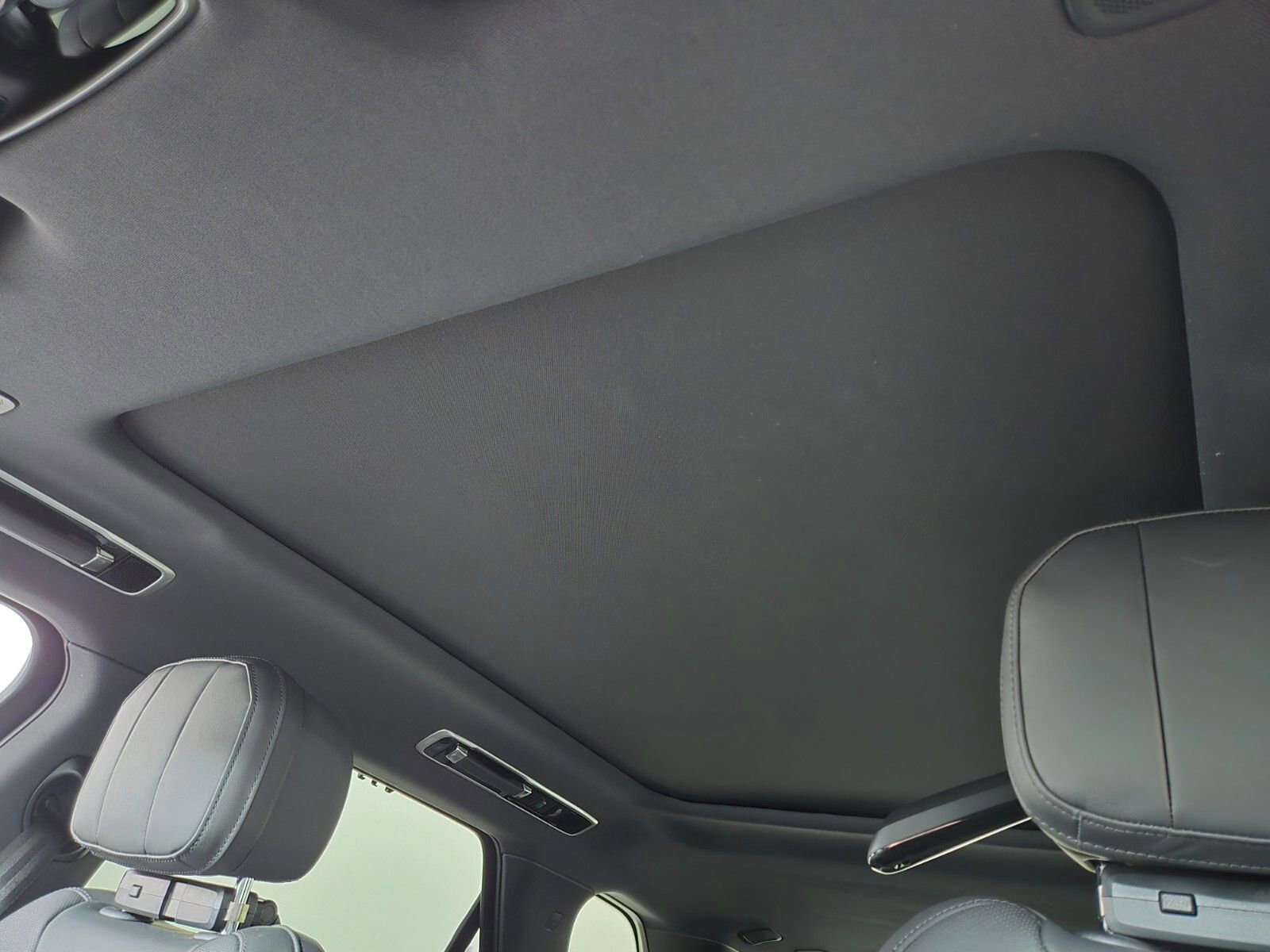 New 2026 Land Rover Range Rover Sport Dynamic SE AWD/4WD image 12