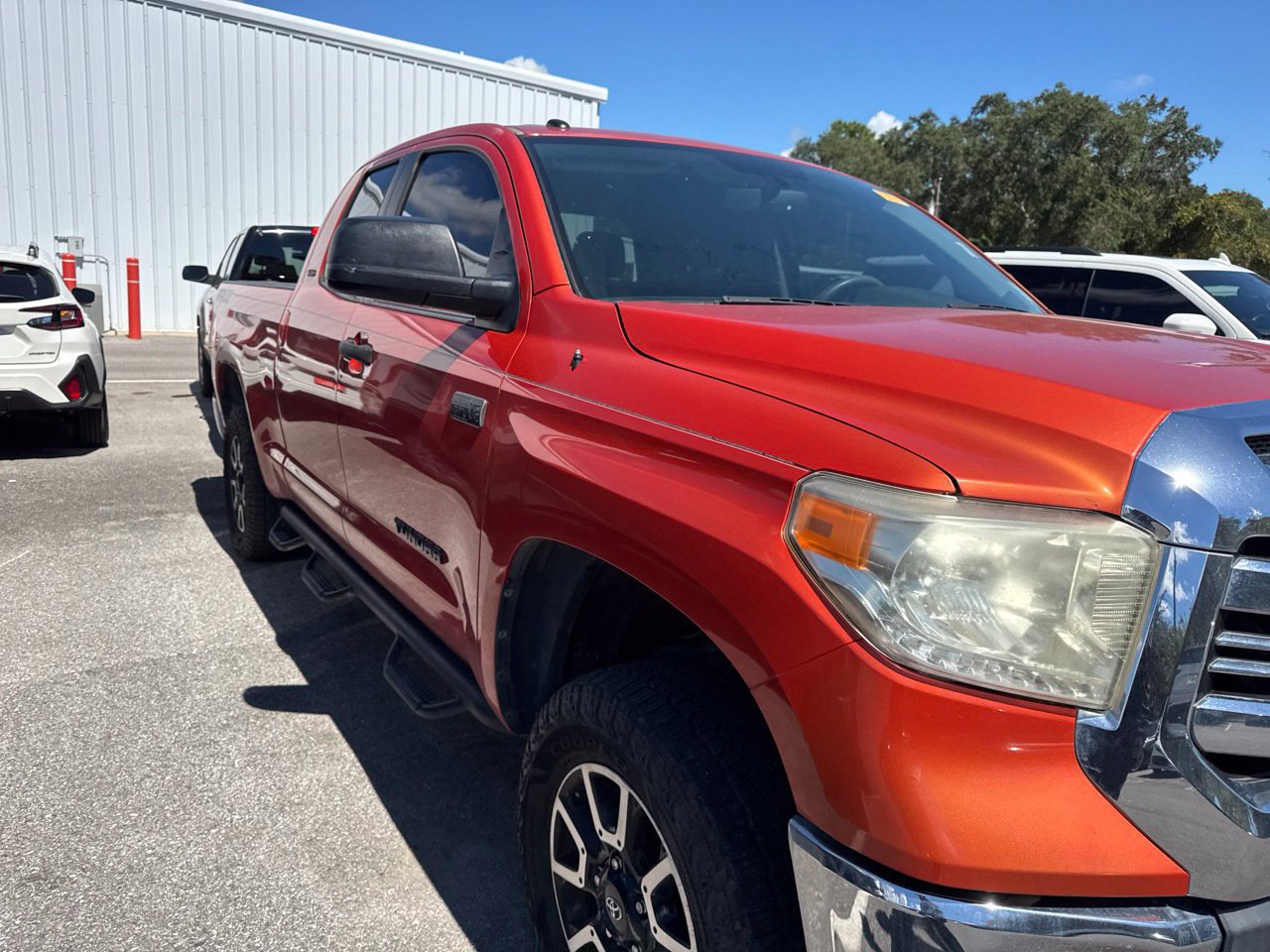 Used 2017 Toyota Tundra SR5 AWD/4WD image 5