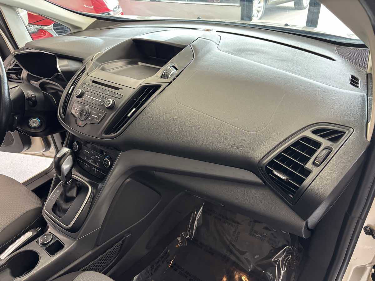Used 2017 Ford C-MAX SE image 15
