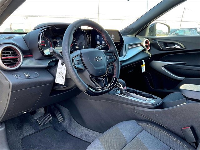 New 2026 Chevrolet Trax RS w/ Driver Confidence Package image 8