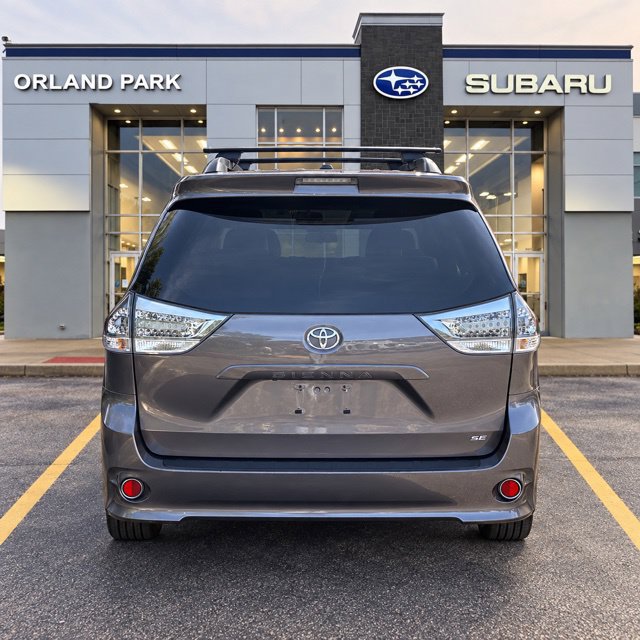 Used 2015 Toyota Sienna SE FWD image 6