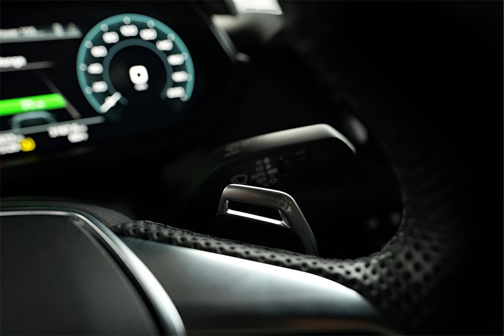 Used 2024 Audi RS e-tron GT image 59