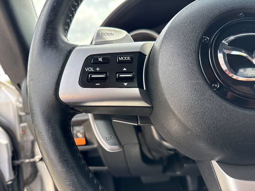 Used 2008 MAZDA MX-5 Miata Touring RWD image 15