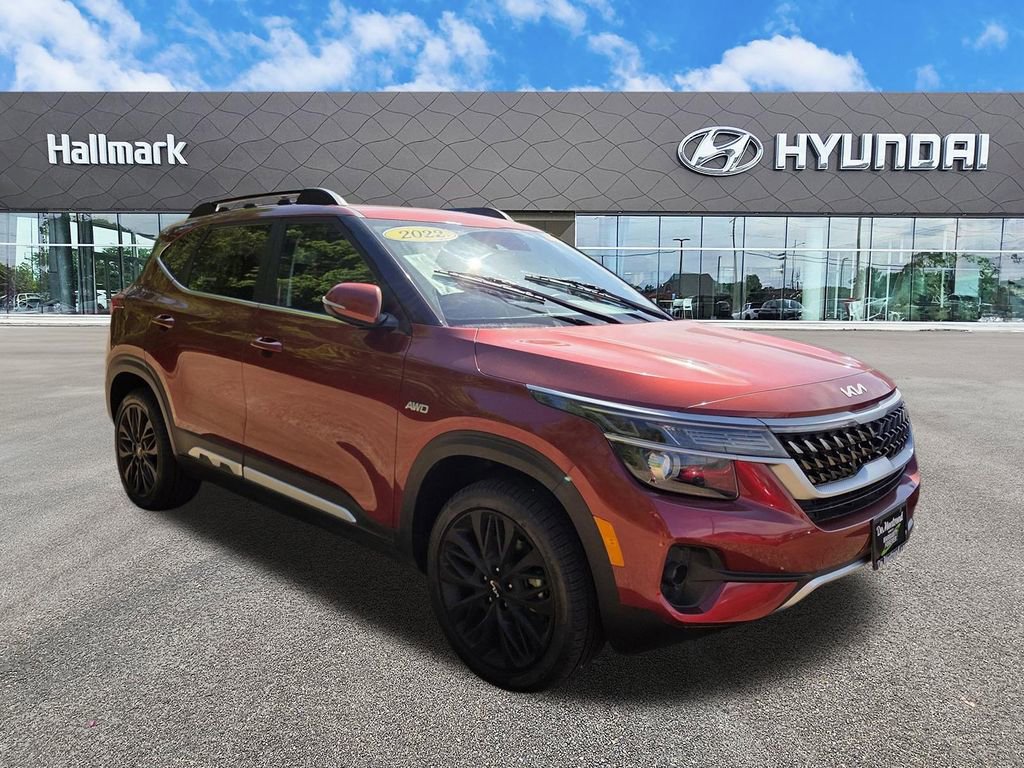 Used 2022 Kia Seltos Nightfall Edition image 1