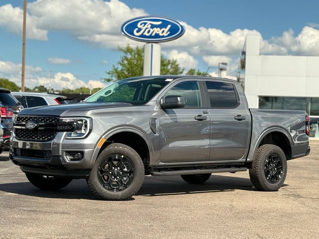 New 2026 Ford Ranger XLT w/ Black Appearance Package AWD/4WD 360° Tour