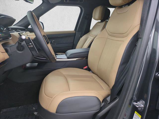 Certified 2025 Land Rover Range Rover Sport Autobiography image 17