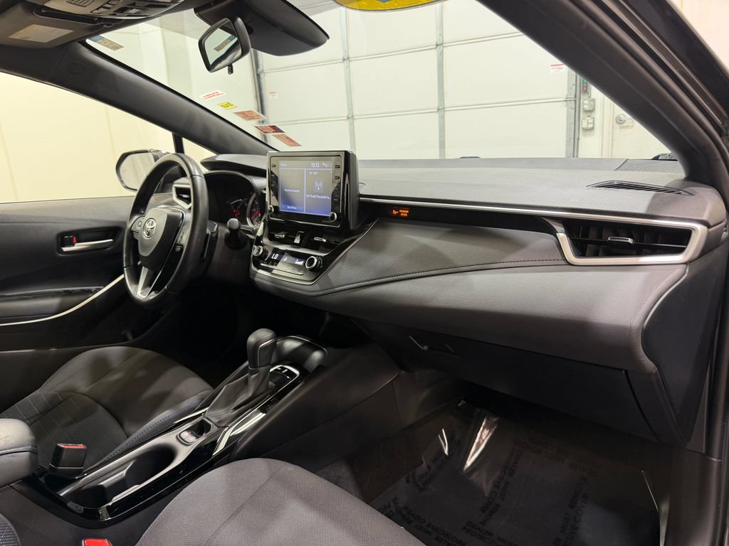 Used 2022 Toyota Corolla SE w/ SE Premium Package FWD image 26