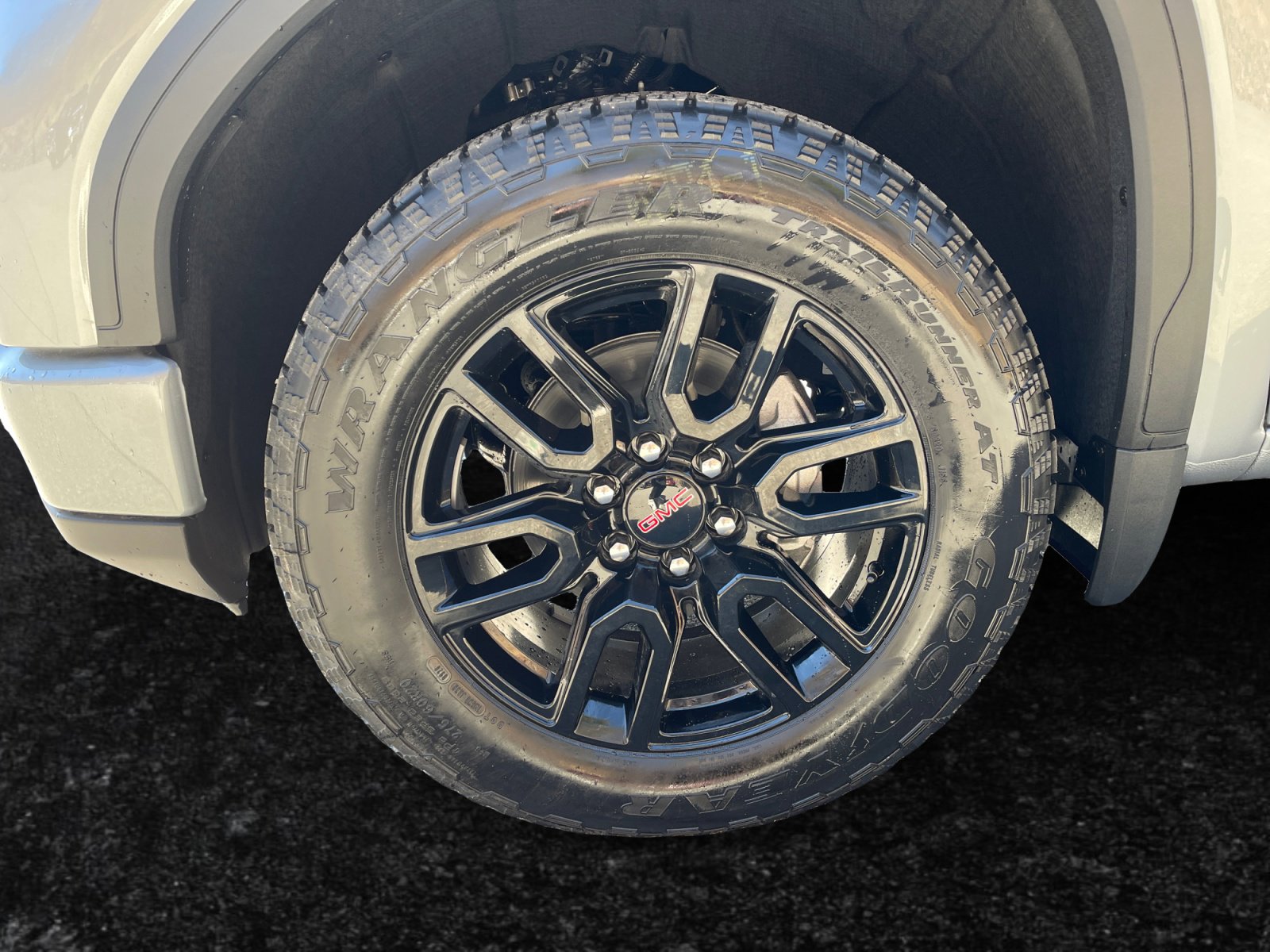 New 2026 GMC Sierra 1500 Elevation AWD/4WD image 10