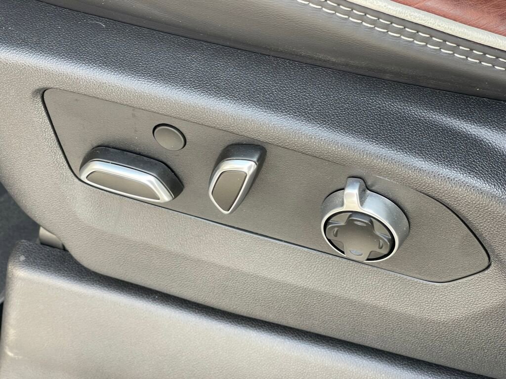 Used 2025 GMC Sierra 2500 Denali Ultimate w/ Max Trailering Package image 7