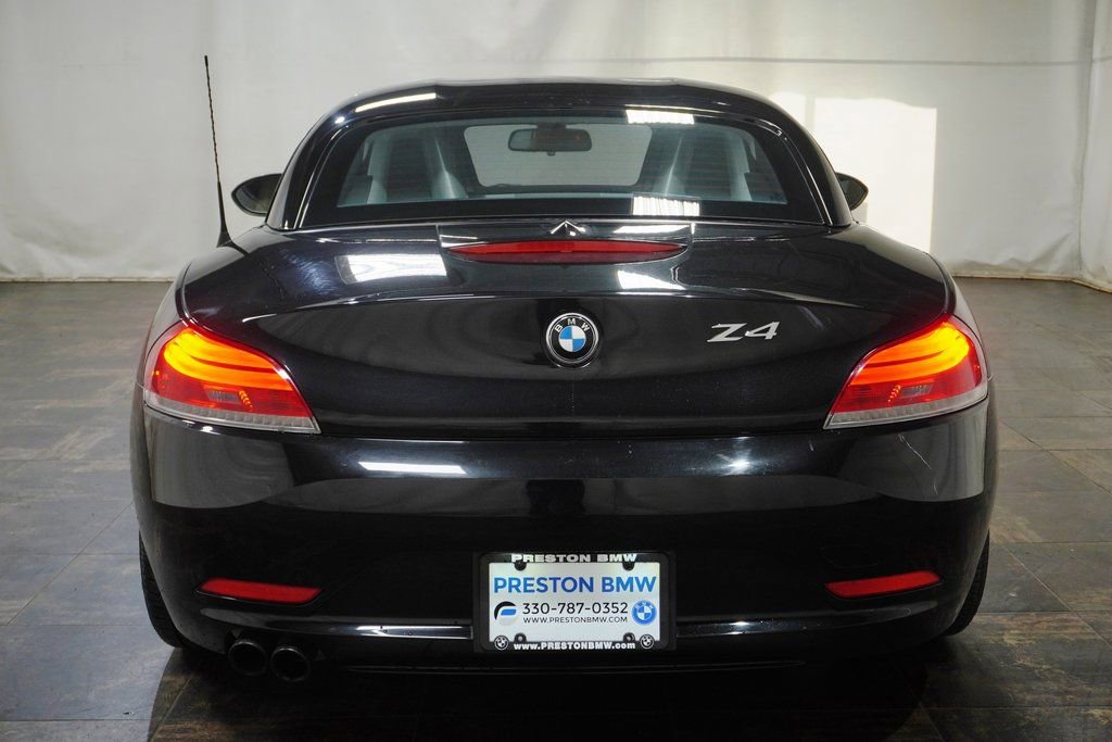 Used 2013 BMW Z4 sDrive28i image 4