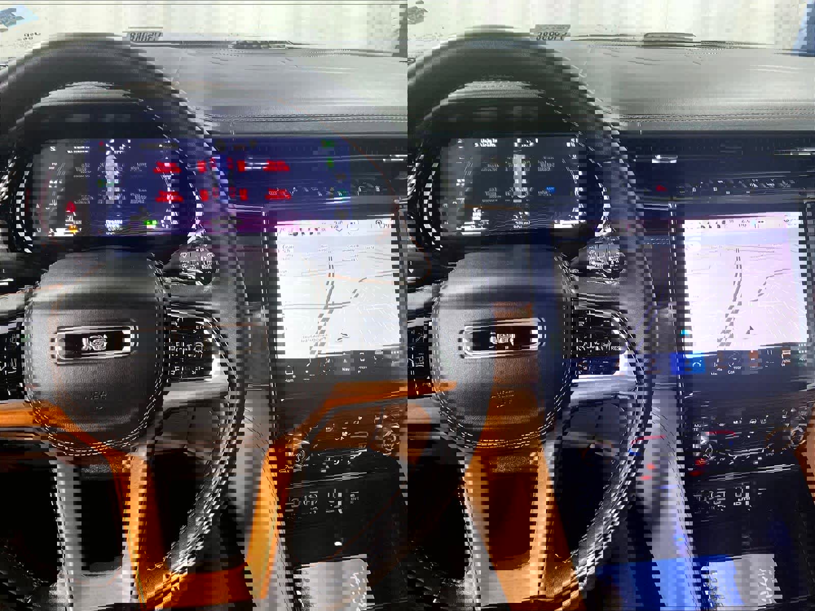 Used 2023 Jeep Grand Cherokee Summit image 19