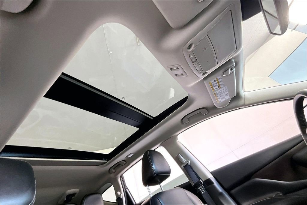 Used 2024 Nissan Murano Platinum w/ Cargo Package image 22