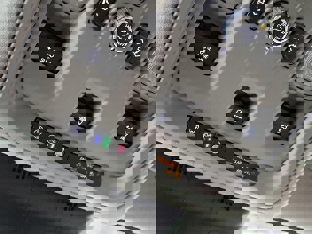 Certified 2024 Cadillac Escalade Premium Luxury Platinum image 27