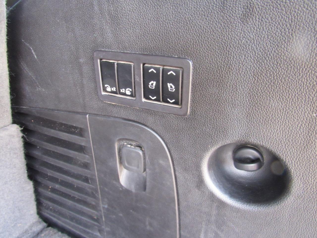 Used 2018 GMC Yukon SLT w/ Open Road Package image 43