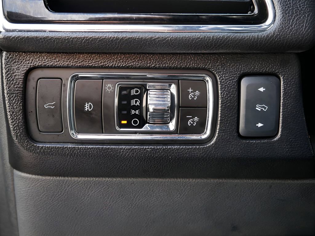 Used 2024 Lincoln Navigator Reserve AWD/4WD image 17