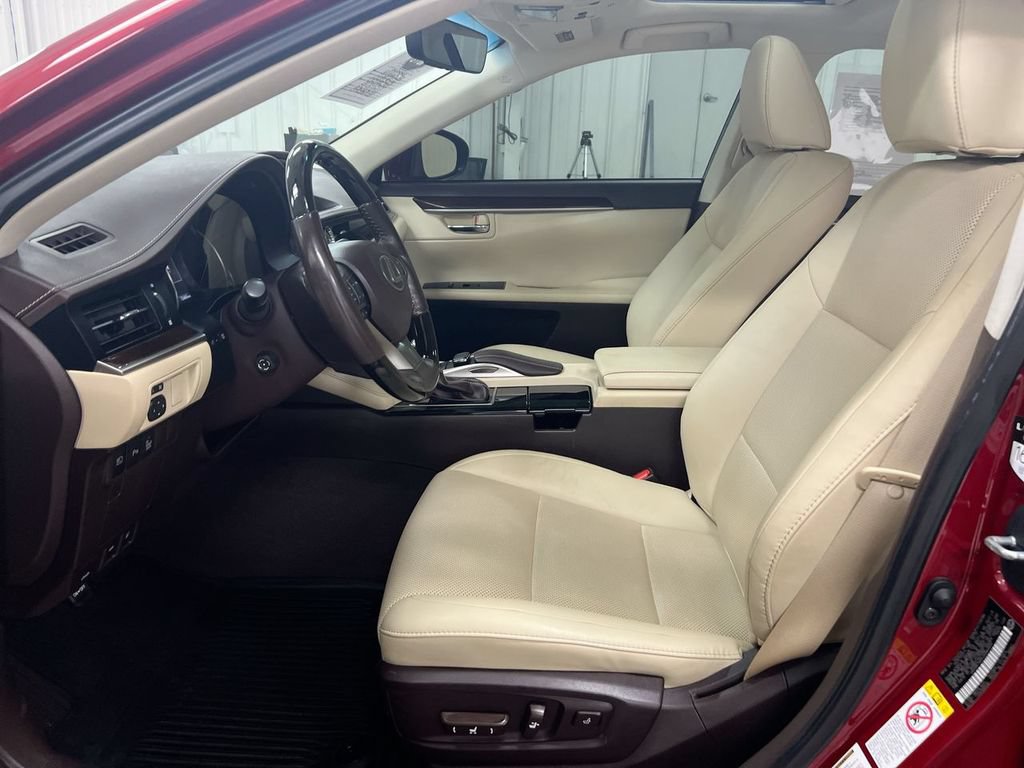 Used 2018 Lexus ES 350 w/ Navigation System Package FWD image 21