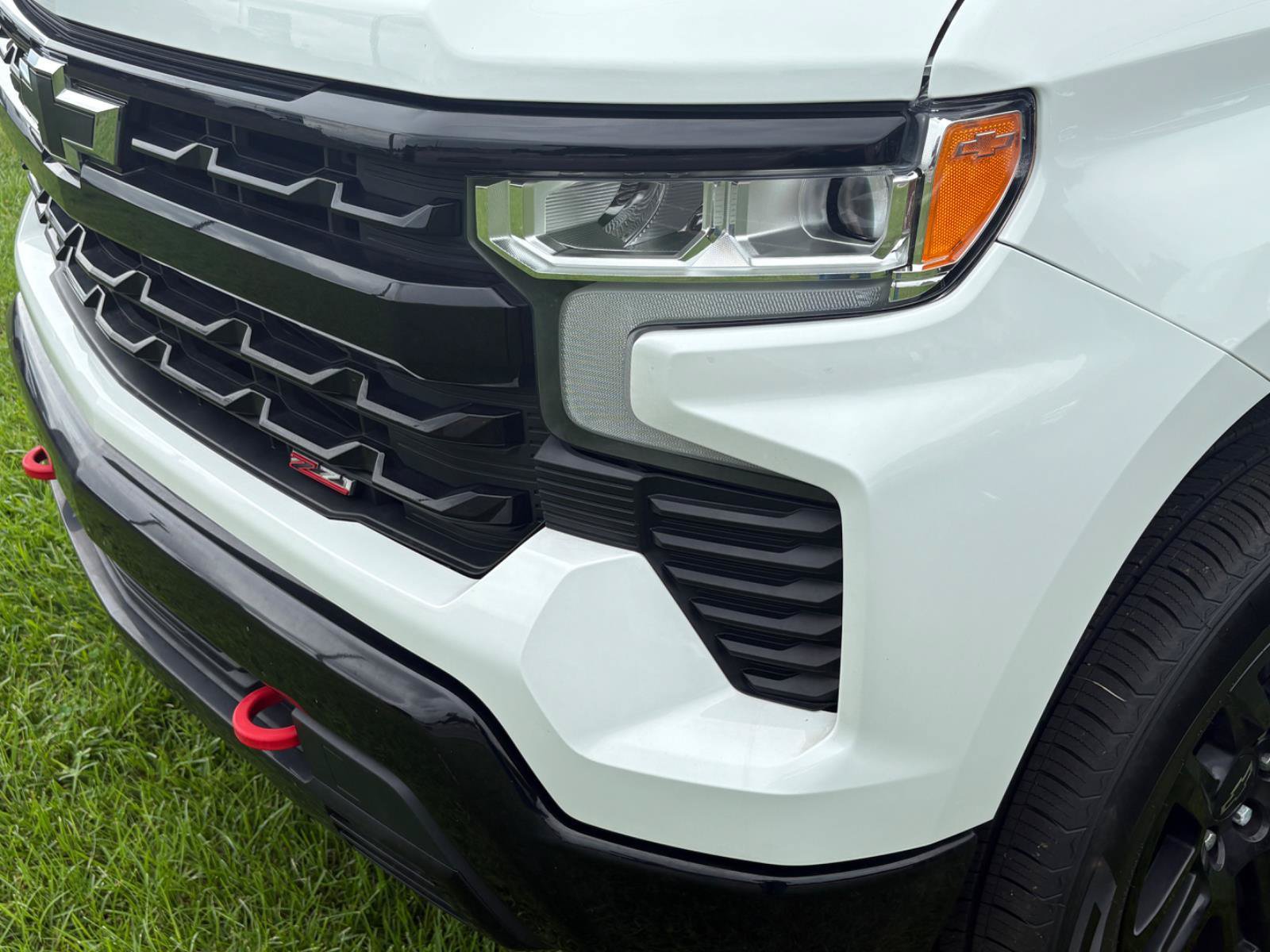 Used 2024 Chevrolet Silverado 1500 LT Trail Boss w/ Convenience Package II AWD/4WD image 13