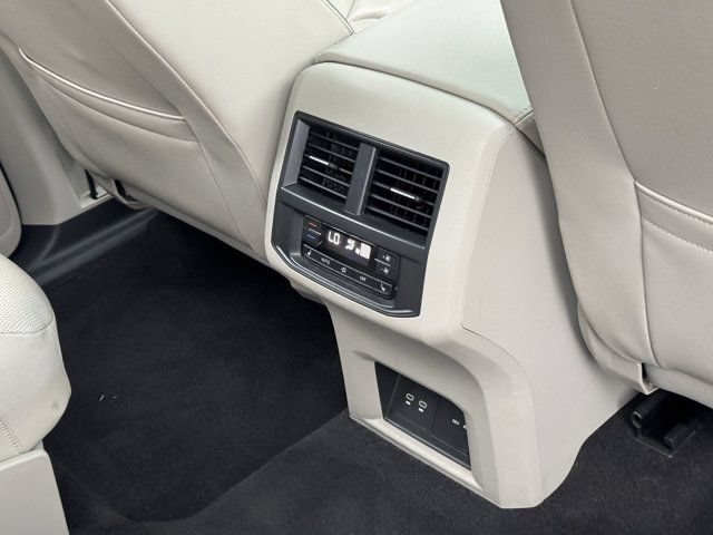 Used 2021 Volkswagen Atlas SEL Premium AWD/4WD image 11