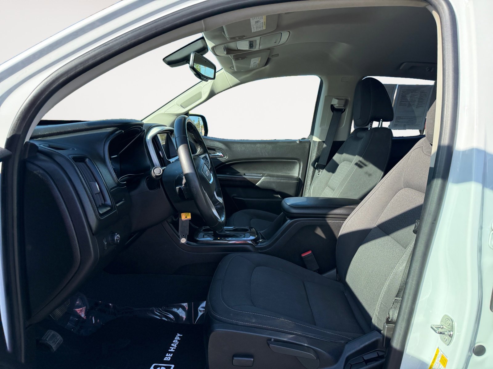 Used 2019 GMC Canyon SLE w/ SLE Convenience Package image 10