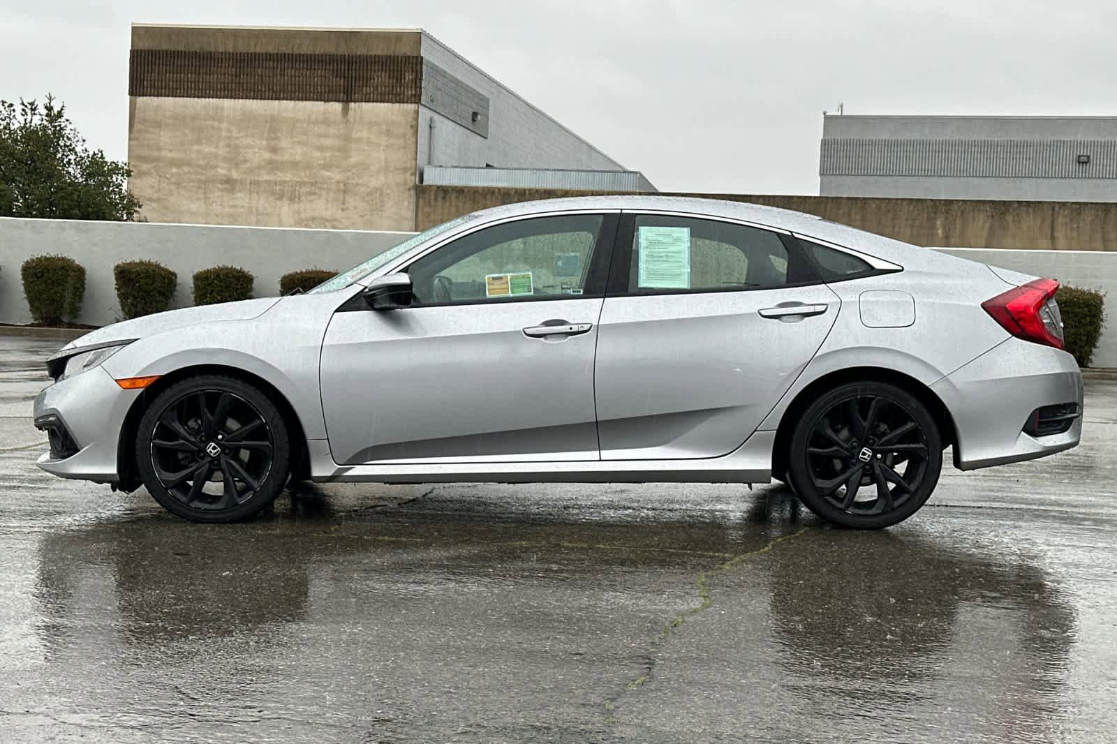 Used 2020 Honda Civic Sport image 9