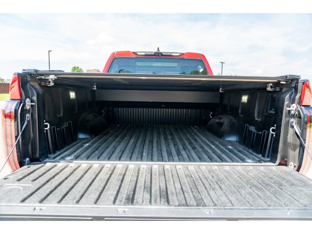 Used 2022 Toyota Tundra Limited AWD/4WD image 16