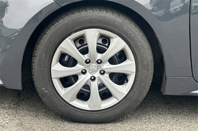 Used 2023 Toyota Corolla LE image 24