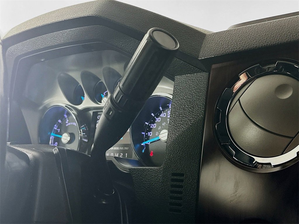 Used 2012 Ford F350 Lariat image 18